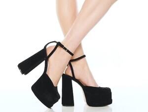 Schutz Luan Platform Heels 11 Black NWOT Mary Janes Ankle Strap Chunky 90s Y2K